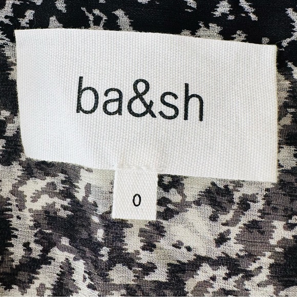 New BA&SH Ruffle-trimmed Animal Print crepon blouse top sheer - Picture 8 of 8